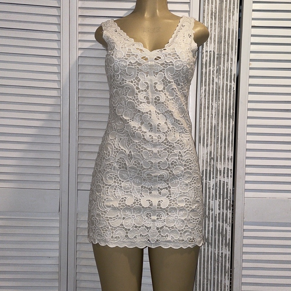 CALYPSO ST. BARTH DRESS KAGAMI WHITE LINEN EMBROIDERED LACE SIZE EXTRA SMALL - Picture 3 of 9